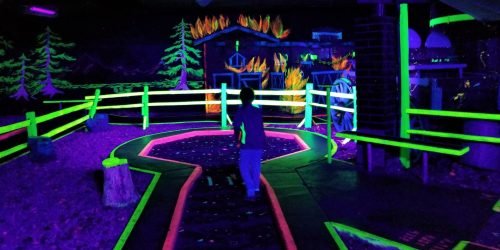 schwarzlicht minigolf schwarzlicht minigolf